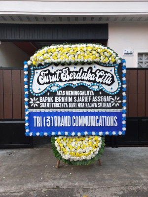 Papan Bunga Duka di Embetpen